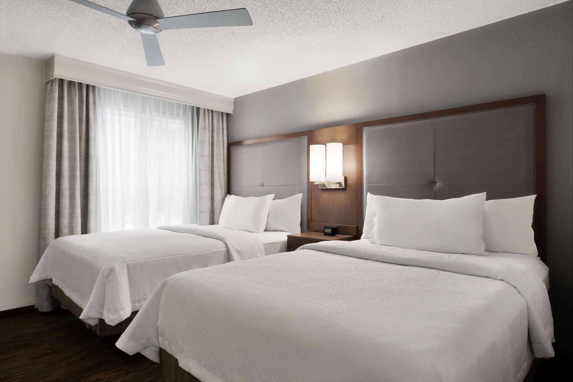 Addison Suites Extérieur photo