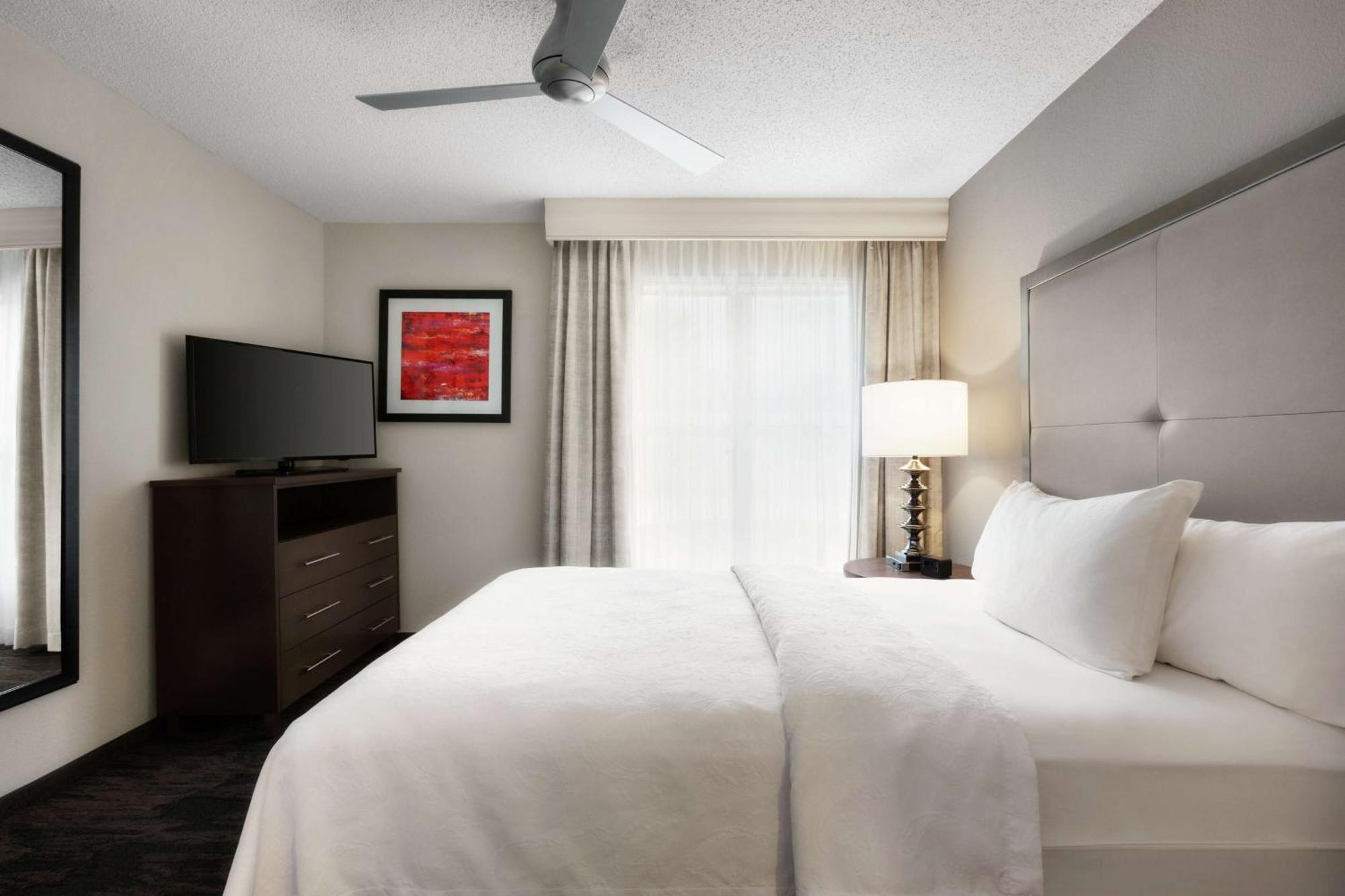 Addison Suites Extérieur photo