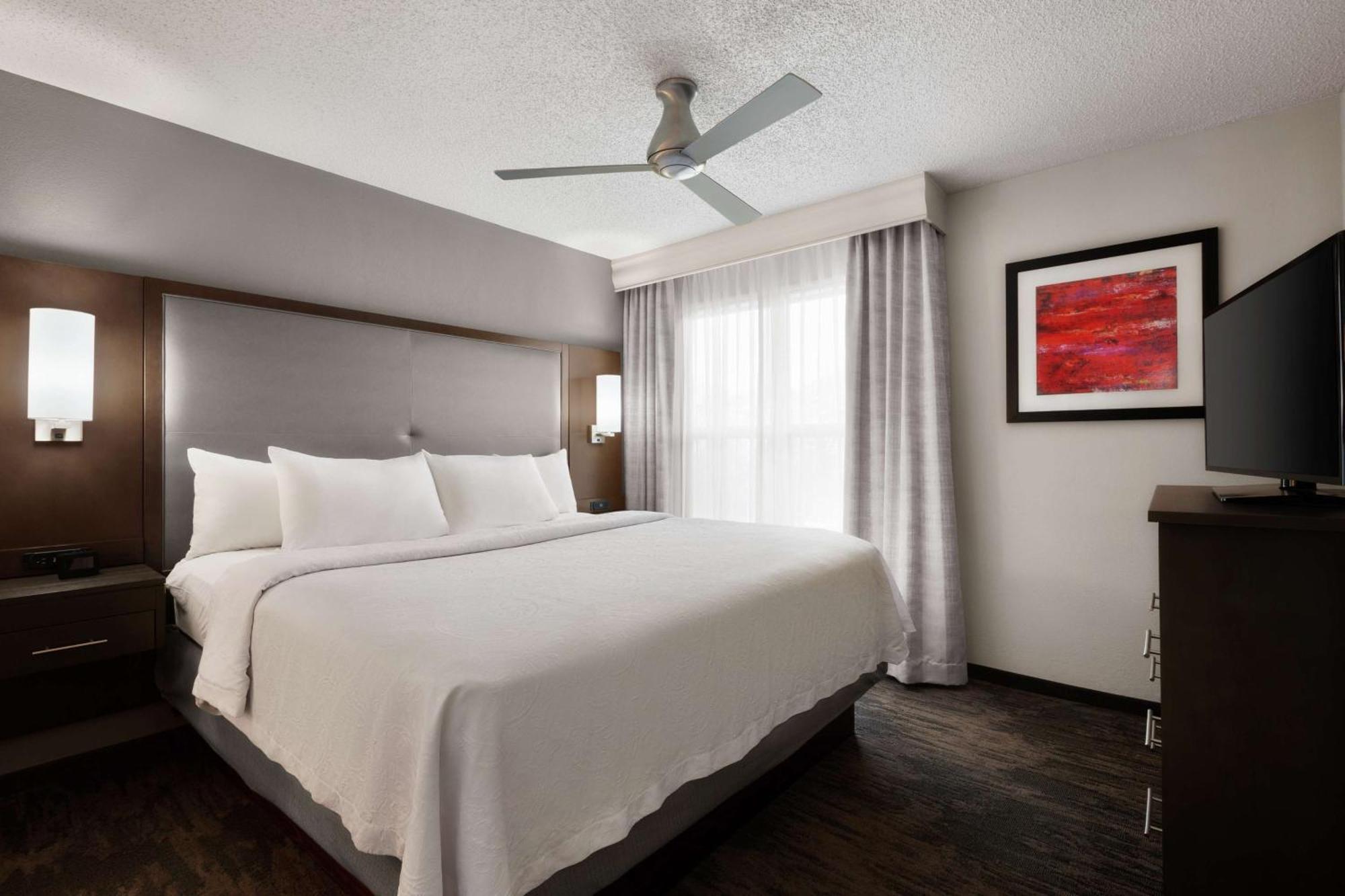 Addison Suites Extérieur photo